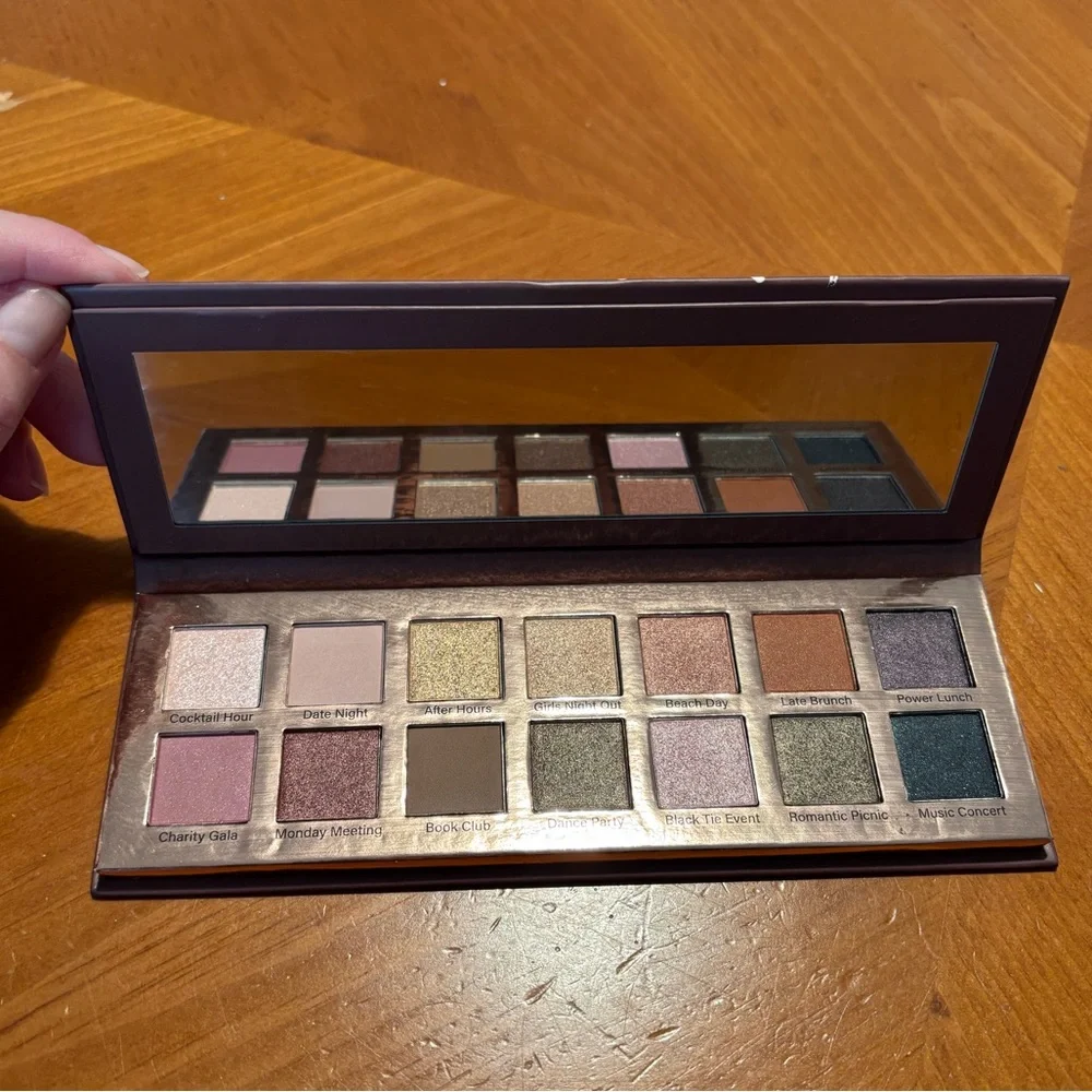 Mally Beauty Best Dressed Lids Eyeshadow Palette
